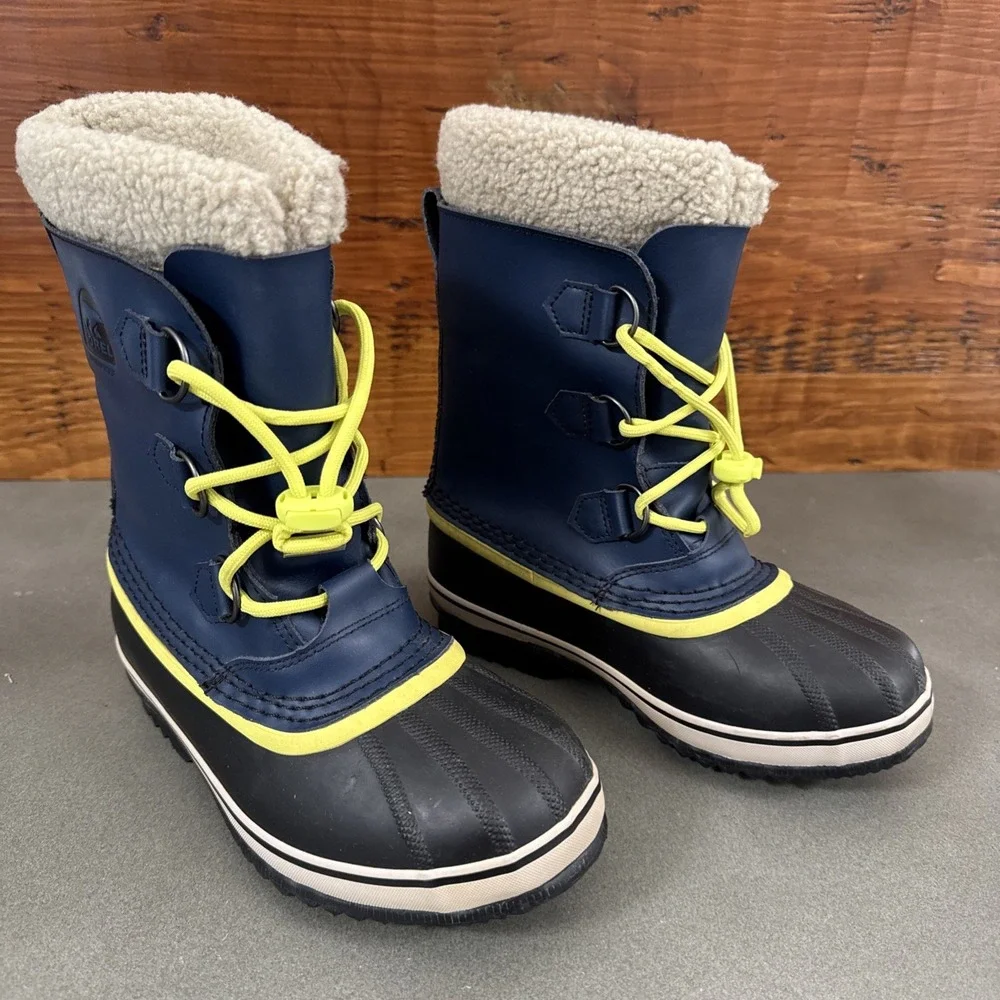 Sorel Snow Boots Boys Size 4 Blue Waterproof Insulated Lined Winter